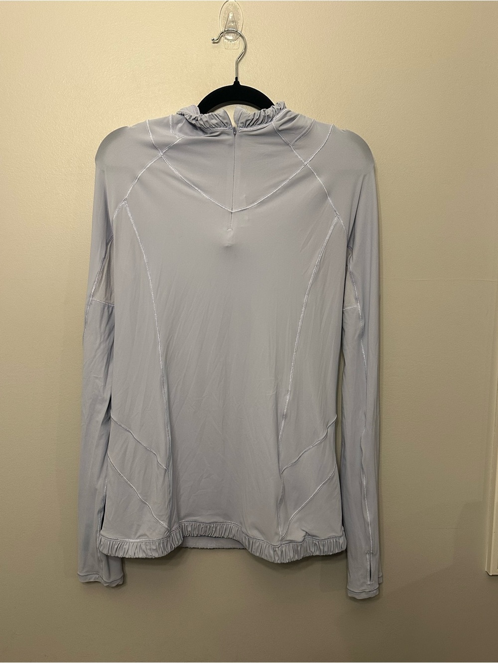 Lululemon Water Bound Hoodie in light purple Size 10